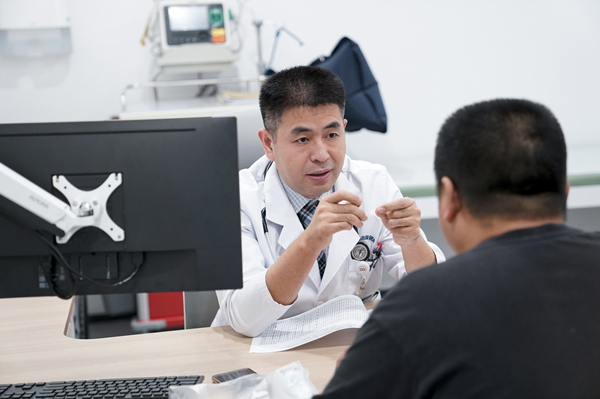 1577173989829090266.jpg 专家量身定制个性化体检方案1_副本.jpg