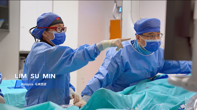 1703123075941651.png 心苗-学员Lin Sumin 观摩手术.png