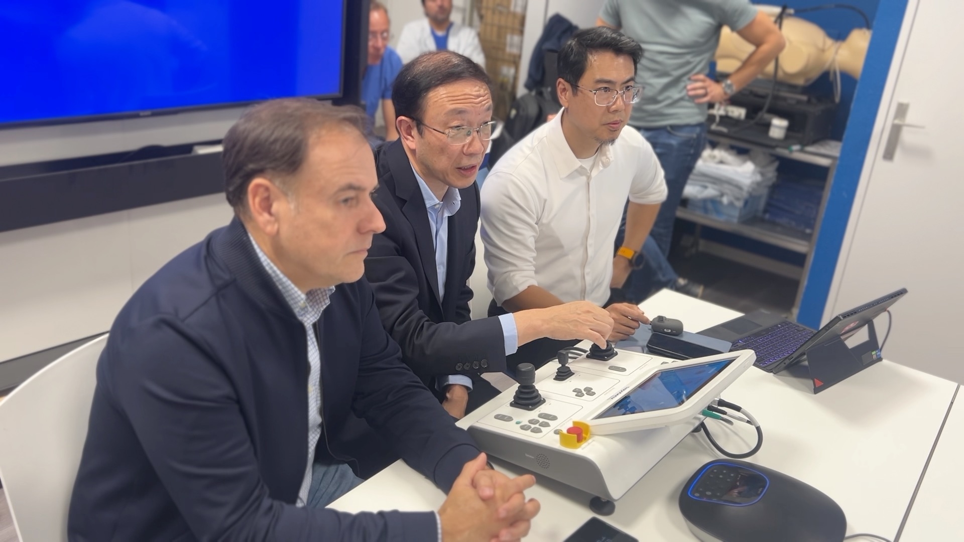 1761551473234022.jpg 微信图片_2025-10-27_105231_115.jpg